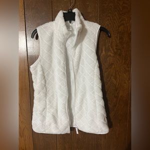 ❌SOLD❌Soft White Vest